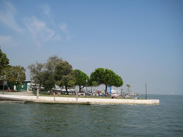 De Venise à San Giuliano,( avec ses bronzés....)
