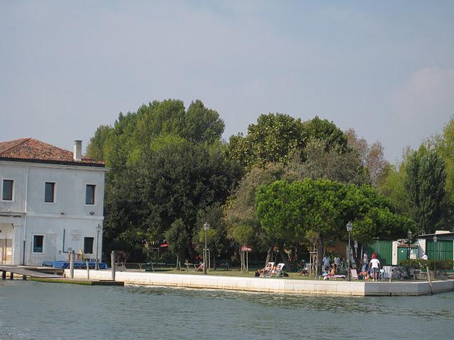 De Venise à San Giuliano,( avec ses bronzés....)