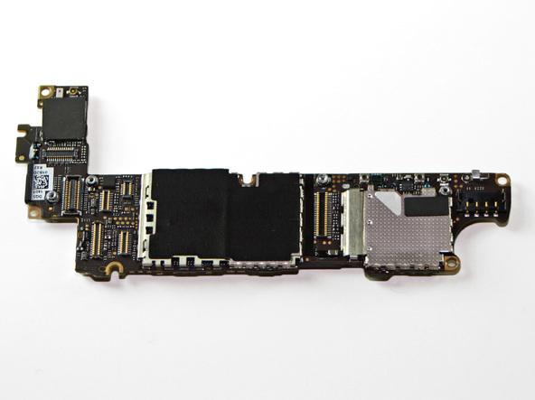 iFixit a décortiqué l'iPhone 4S...