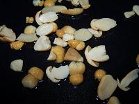 Oeufs brouillés au quinoa et aux cèpes