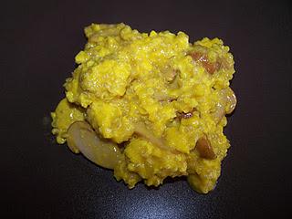 Oeufs brouillés au quinoa et aux cèpes