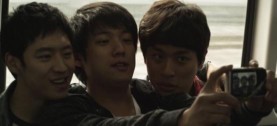 Bleak Night : (Auto-)destruction