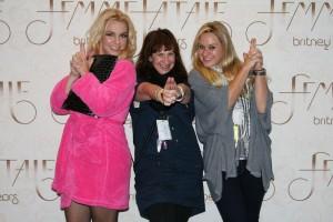 Britney et ses angels posent en Meet & Greet