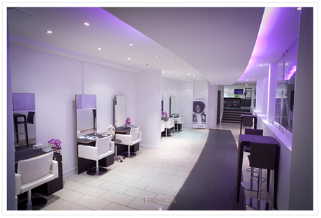 Un rendez-vous papouilles entre copine chez Ethnicia