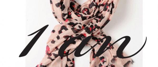 Bon plan shopping: Maje vous offre un foulard imprimé