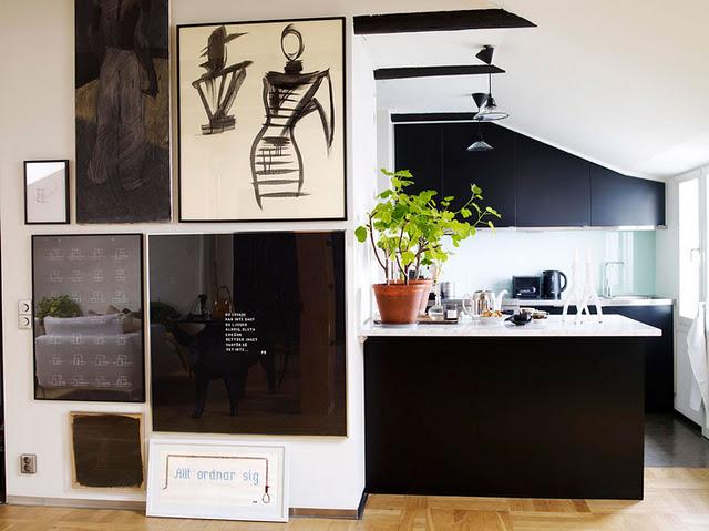 Art contemporain - du sol au plafond