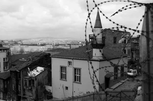 -toits-istanbul-n-b-.jpg