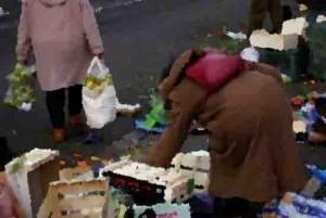 poubelles-glanage-pauvres-guerre-ump