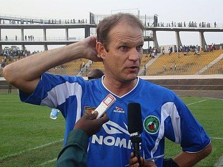 Lions Indomptables : Denis Lavagne, pourquoi pas ? lavagne.JPG