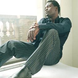 Singing Melody, son nouveau clip 