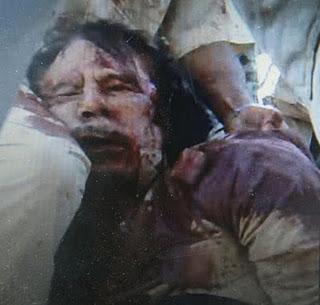 Mort de Kadhafi : des images pour tuer le mythe