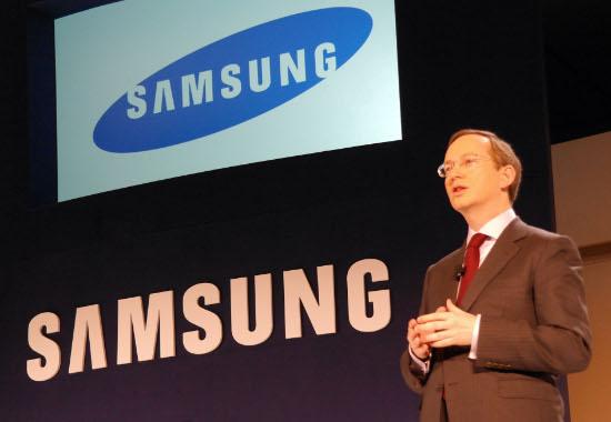 Samsung passe devant Apple en volume de terminaux