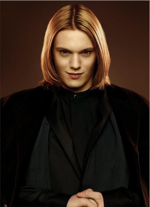 Photoshoot de Caius (Volturi) dans Breaking Dawn