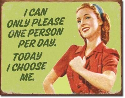 Retro housewives  //