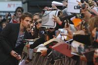 Photos officielles : Robert Pattinson et Ashley Greene à Paris