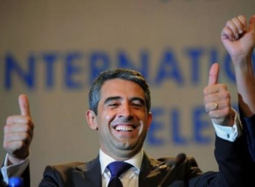 Le candidat du parti au pouvoir en tête de la présidentielle bulgare