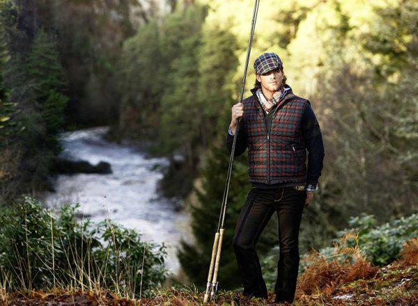 LA RÉVOLUTION EST EN MARCHE / THE REVOLUTION HAS STARTED