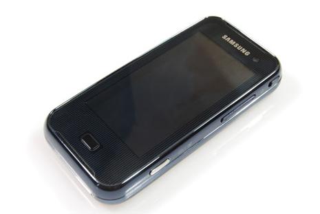 Samsung F700