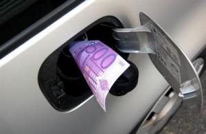 Astuces et bons plans pour économiser votre essence en vacances