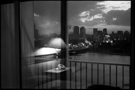 D’une alchimie inattendue se dégage une modernité élégante et décalée