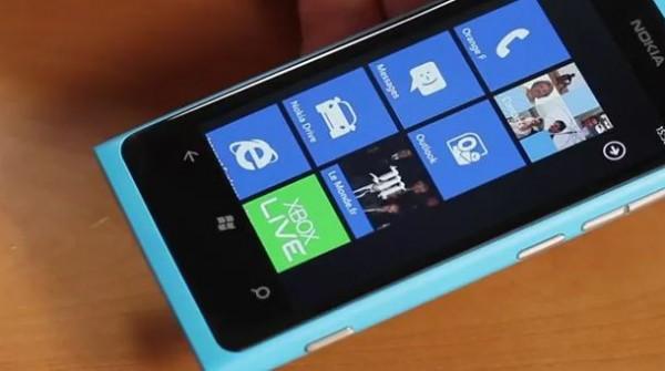 n8001 600x335 Une vidéo du Nokia Lumia 800