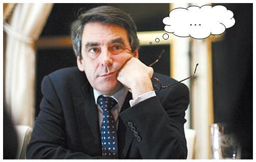 L’Europe vacille. Paris se chamaille.