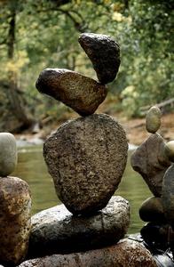 L'équilibrage de pierres par Mike Grab
