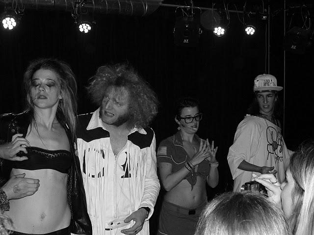 Défoulement régressif au 114 !