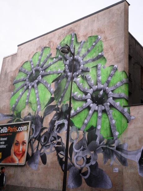 Ludo  : SM (Sociomasochisme) – Rue de la Fontaine au roi (75011)