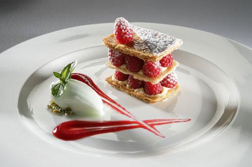 dessert-Hotel-Des-Trois-Couronnes-suisse-Hoosta-magzine