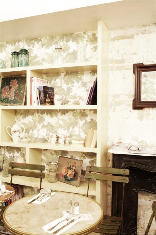 299127_119835774788738_117280578377591_95941_522169213_n