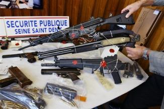 Mythes et mensonges : l’arme