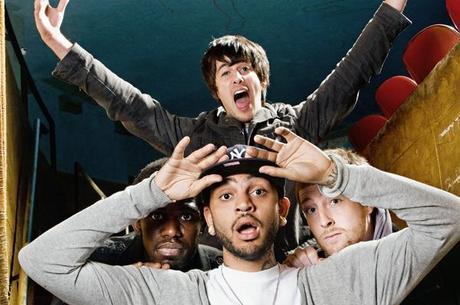 Gym Class Heroes - Ass Back Home Feat Neon Hitch Les Gym Class Heroes invitent Neon Hitch sur leur single