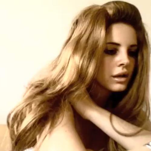 Lana Del Rey feat. Aaron LaCrate: Dad Issues - Stream
On sait...