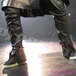 nike air yeezy 2 black pink closer look 3 150x150 Nike Air Yeezy 2 Black–Pink 
