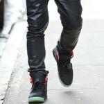 nike air yeezy 2 black pink another look 10 150x150 Nike Air Yeezy 2 Black–Pink 