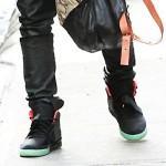 nike air yeezy 2 black pink another look 09 150x150 Nike Air Yeezy 2 Black–Pink 