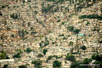 Le fouillis et la perfection