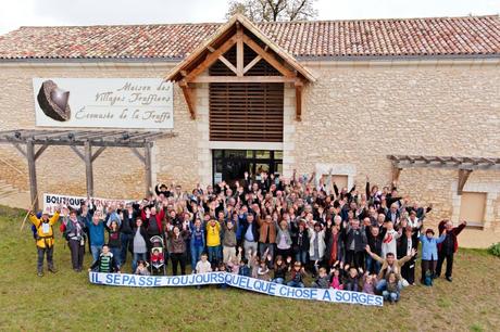 la photo de groupe du village