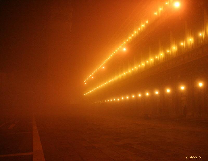 Silhouettes dans la brume du soir...