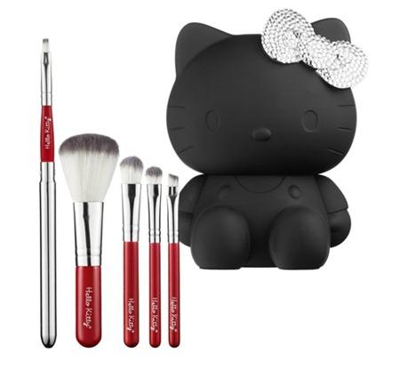 Hello-Kitty-Noir-5-Piece-Brush-Set-Black-or-Ruby
