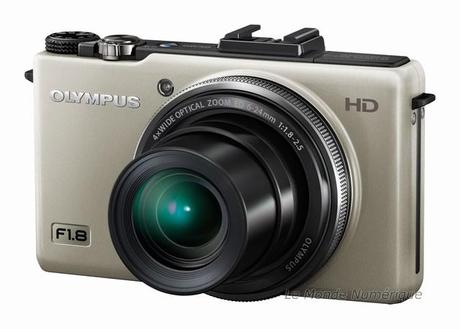 Nouveau look pour l’appareil photo numérique Olympus XZ-1