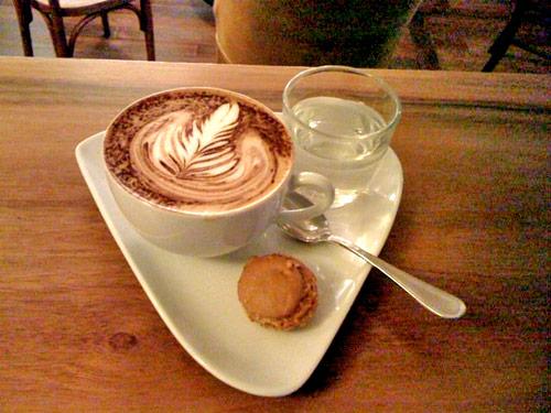 Le latte art de la Cafeotheque