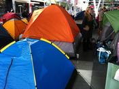 Breaking Dawn Tent City commencé