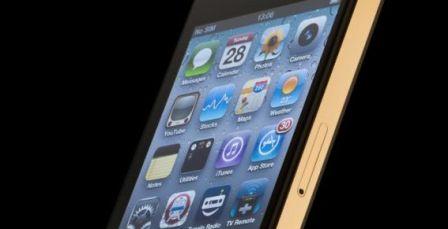 Insolite: Un iPhone 4S en OR sous le sapin