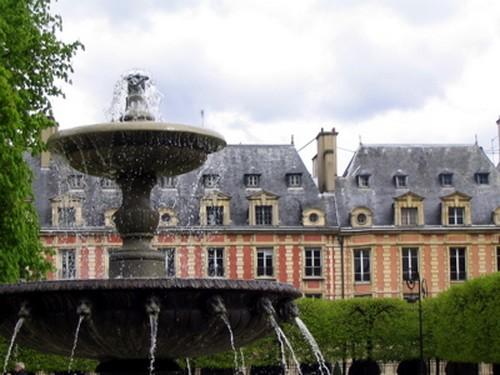 Les places royales de Paris… vues par Paris Zigzag