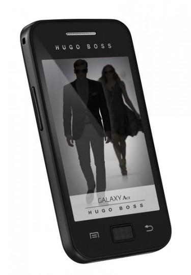 Galaxy Ace HB 1 375x540 La Samsung Galaxy Ace shabille en Hugo Boss
