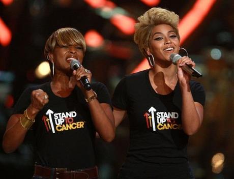 Mary J Blige & Beyoncé - Love A Woman « Love A Woman » le duo événement de Mary J. Blige et Beyoncé