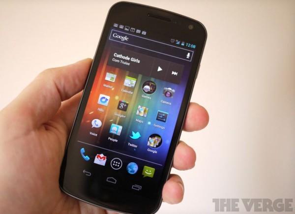 nexus p 600x435 Une première review pour la Galaxy Nexus