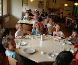 Vers plus de qualité dans les assiettes à la cantine
